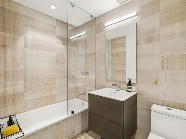 75 1st Avenue 4B image 4 of 5