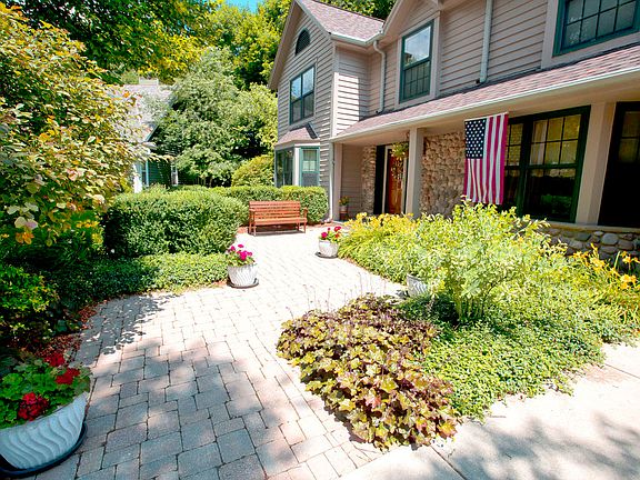 3rd image of 6950 W Wildwood Creek Ct