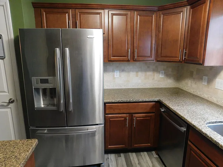 302 Jacqueline Dr — Photo 7