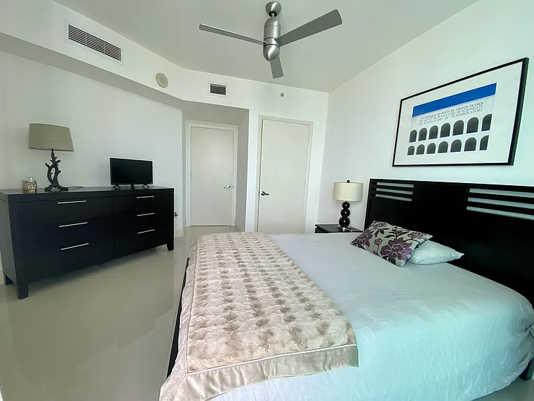 350 S Miami Ave #3813 — Photo 26