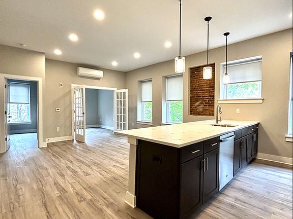 5th image of 94-98 W Main St #301