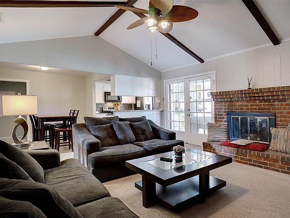 living room, fresh paint, no popcorn!