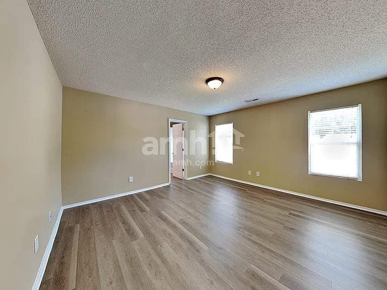 3004 Van Dorn Rd — Photo 12