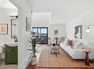 3 Embarcadero W APT 338, Oakland, CA 94607