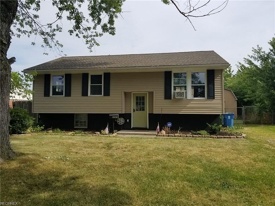 1st image of 2241 Eastlawn St