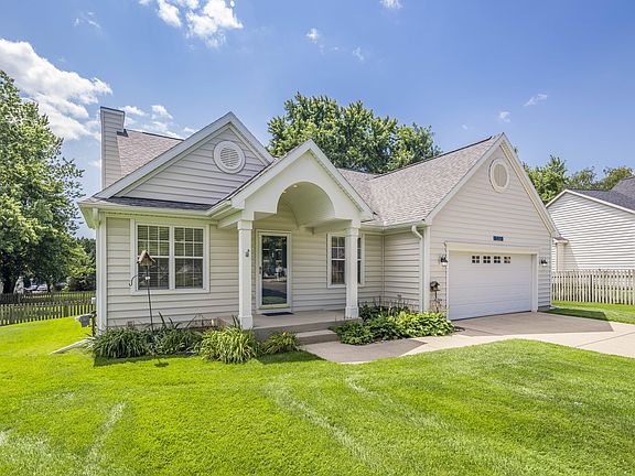 2nd image of 6971 Orchard Meadow Ct