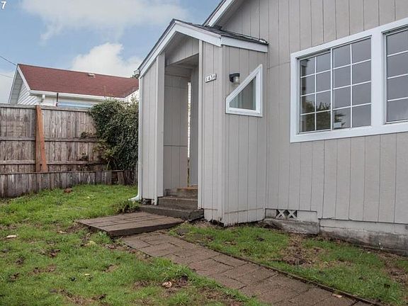 2nd image of 1436 NE 13th St