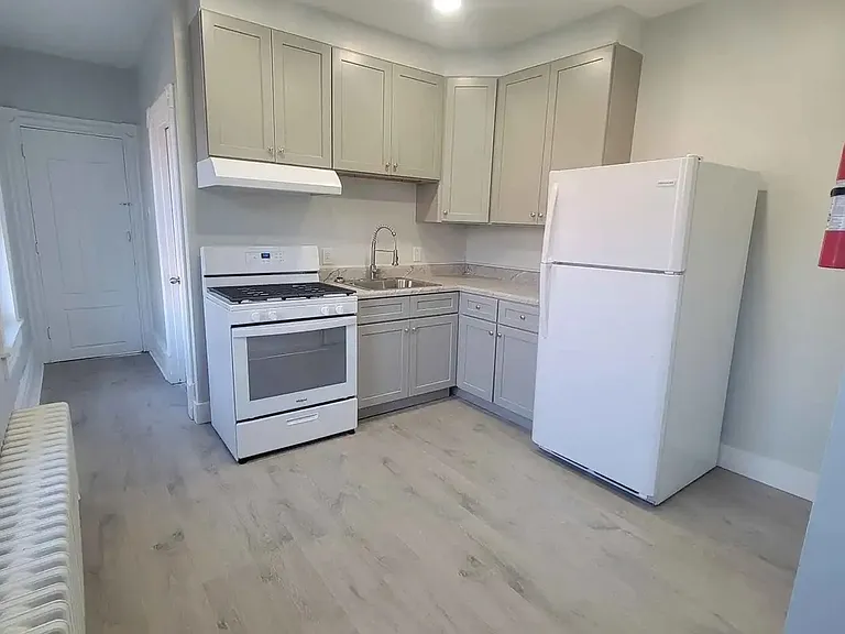1018 Bottomwood St #2 — Photo 3