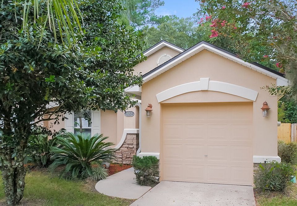 1st image of 820 Wynfield Cir