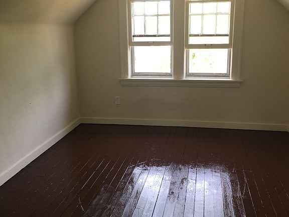 5th image of 15904 Pythias Ave #3