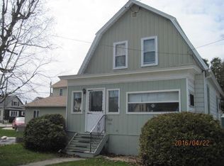 1408 Hawthorne Ave, Two Rivers, WI 54241