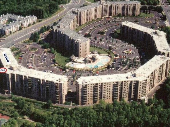 8380 Greensboro Dr APT 1002, Mc Lean, VA 22102