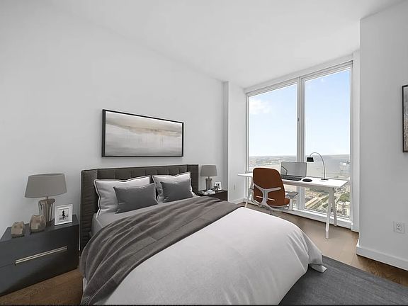 4th image of 605 W 42nd St #Ph1a