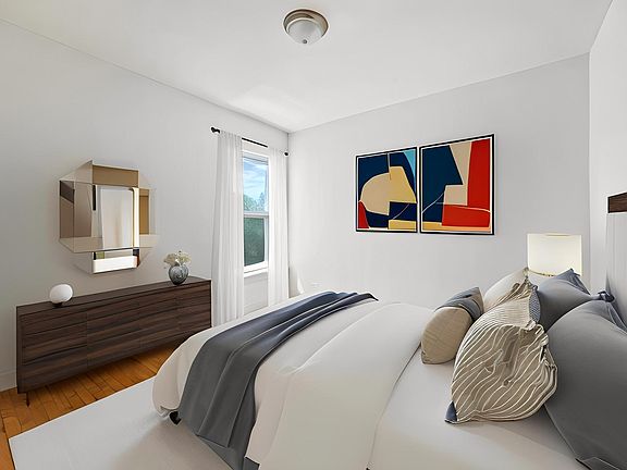 3rd image of 117 Clyde Ave #1B