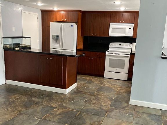 2nd image of 1470 NE 125th Ter APT 702