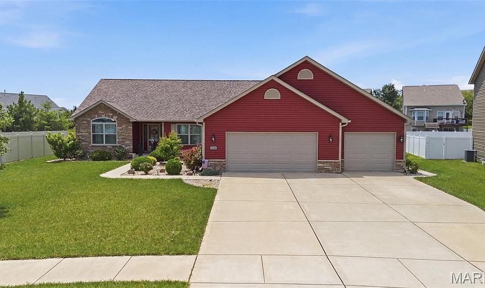 1st image of 2520 Welsch Dr