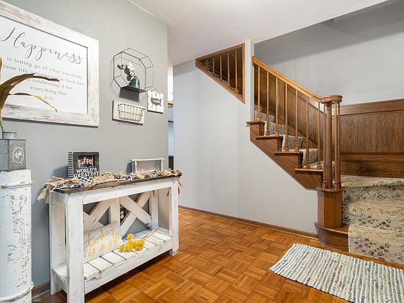 2nd image of 10604 Whispering Pines Way