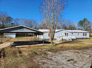 300 Magnolia Rd, Waskom, TX 75692