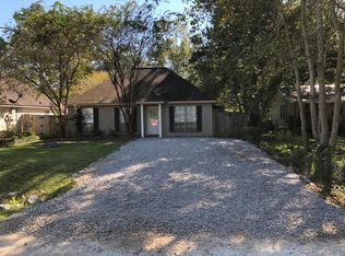 126 Madison Ave, Madisonville, LA 70447