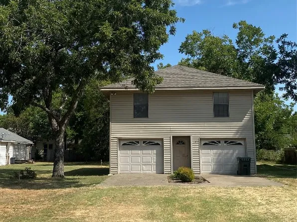 105 SE 4th St, Kerens, TX 75144