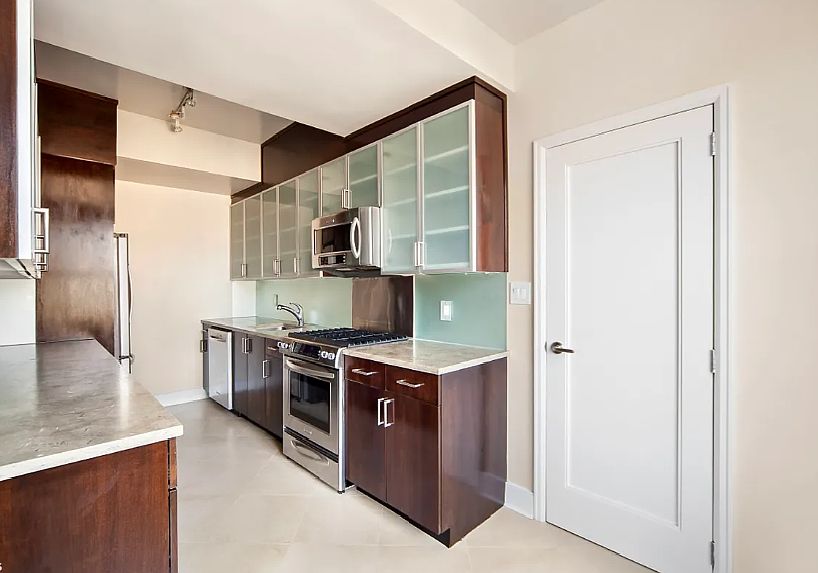 1st image of 56 7th Ave APT 19H