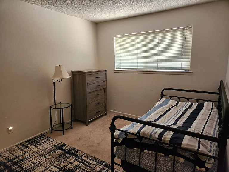 7 N Aztec St — Photo 12