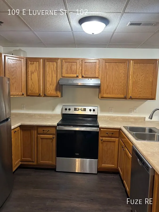 * $750 Off First Months Rent! * 1-Bedroom 1-Bathroom Apartment Available Now at City Centre Apart... — Photo 3