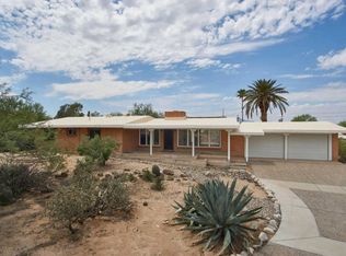 6901 N Kenanna Pl, Tucson, AZ 85704