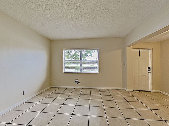 3rd image of 810 Alabama Ave