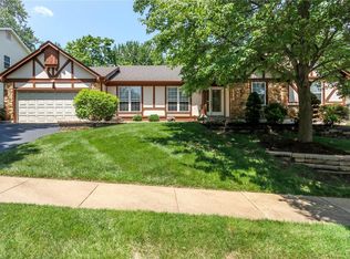 14803 Pleasant Ridge Ct, Chesterfield, MO 63017