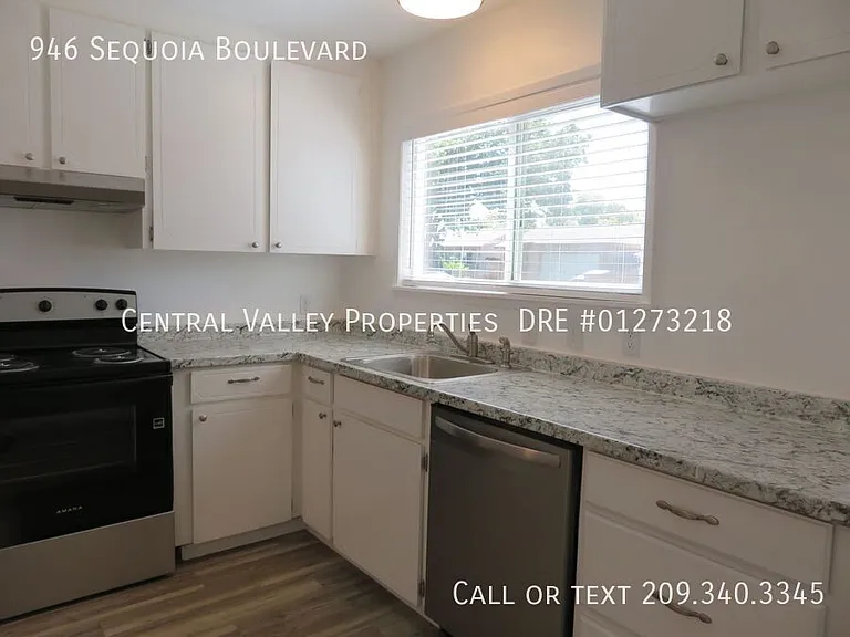 946 Sequoia Blvd — Photo 9