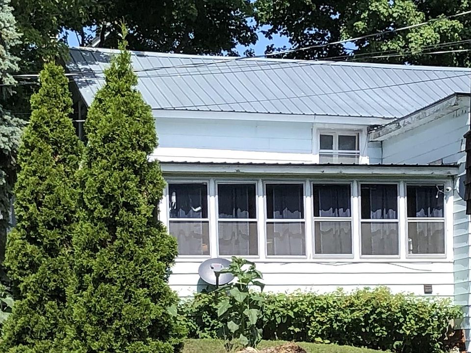 2588 CENTER Road, Moriah, NY 12960 Zillow