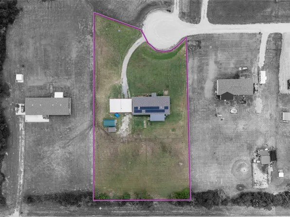 2835 Grays Prairie Ln, Scurry, TX 75158