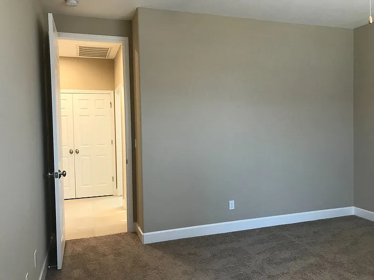 1627 Marsh Ct — Photo 20