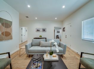 2086 Santa Rosa Ave, Altadena, CA 91001