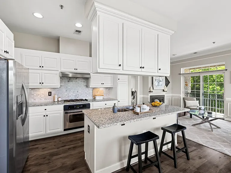 810 Belmont Bay Dr #201 — Photo 10
