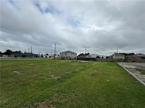 1041 Friscoville Ave, Arabi, LA 70032