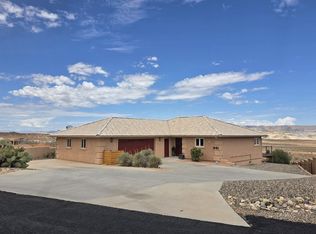 541 N Rainbow Dr, Page, AZ 86040