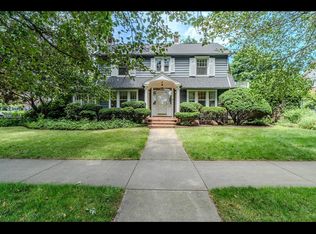 48 Hillcrest Ave, Longmeadow, MA 01106