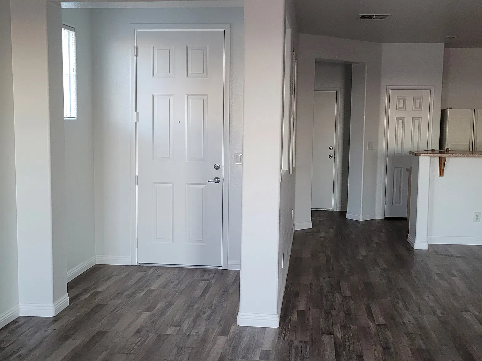 1326 Crystal Hill Ln — Photo 3