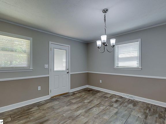 5th image of 118 Montis Dr