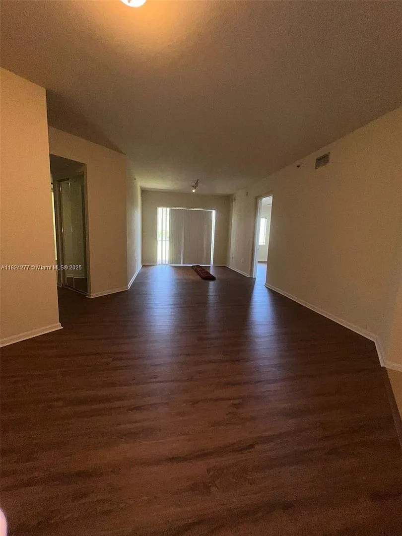 3500 Oaks Clubhouse Drive 207, Pompano Beach, FL 33069 — Photo 4