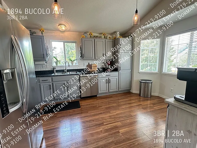1894 Bucolo Ave — Photo 7