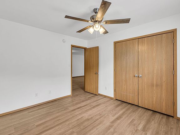 5th image of 2805 Trailwood Dr #2801