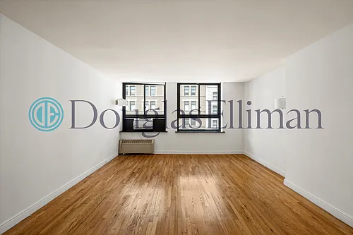 295 Park Ave S #6D Photo 1