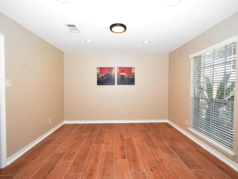 6011 Arboles Dr — Photo 7