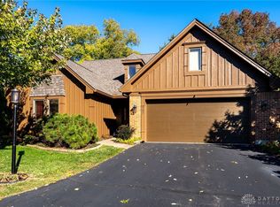 587 Cottingwood Ct, Dayton, OH
