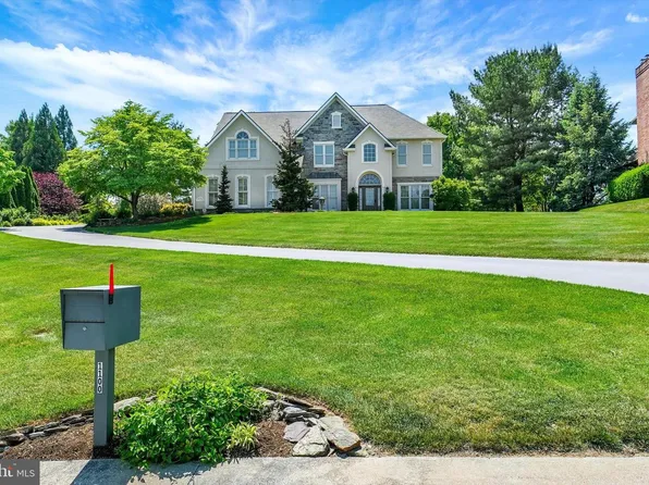 1100 Wyndsong Dr, York, PA 17403
