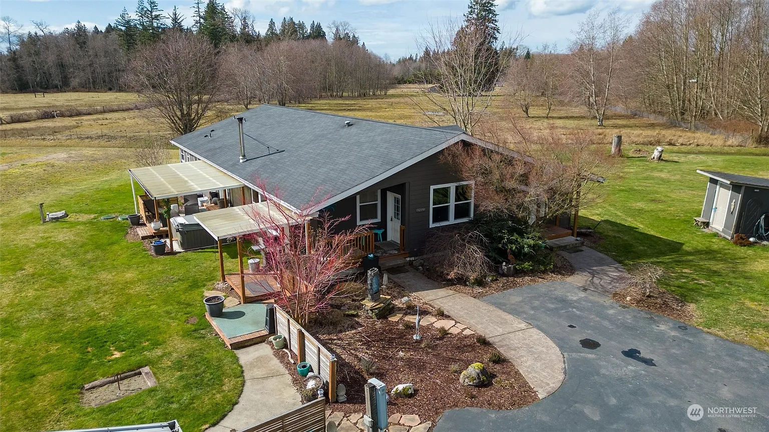 9299 Molers Lane photo 1