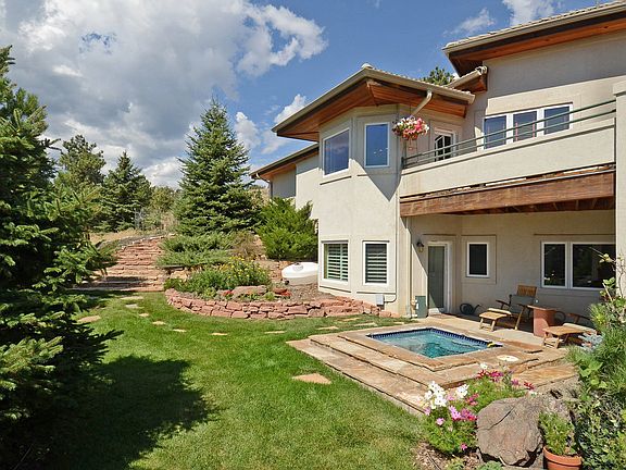 Paradise Back Yard